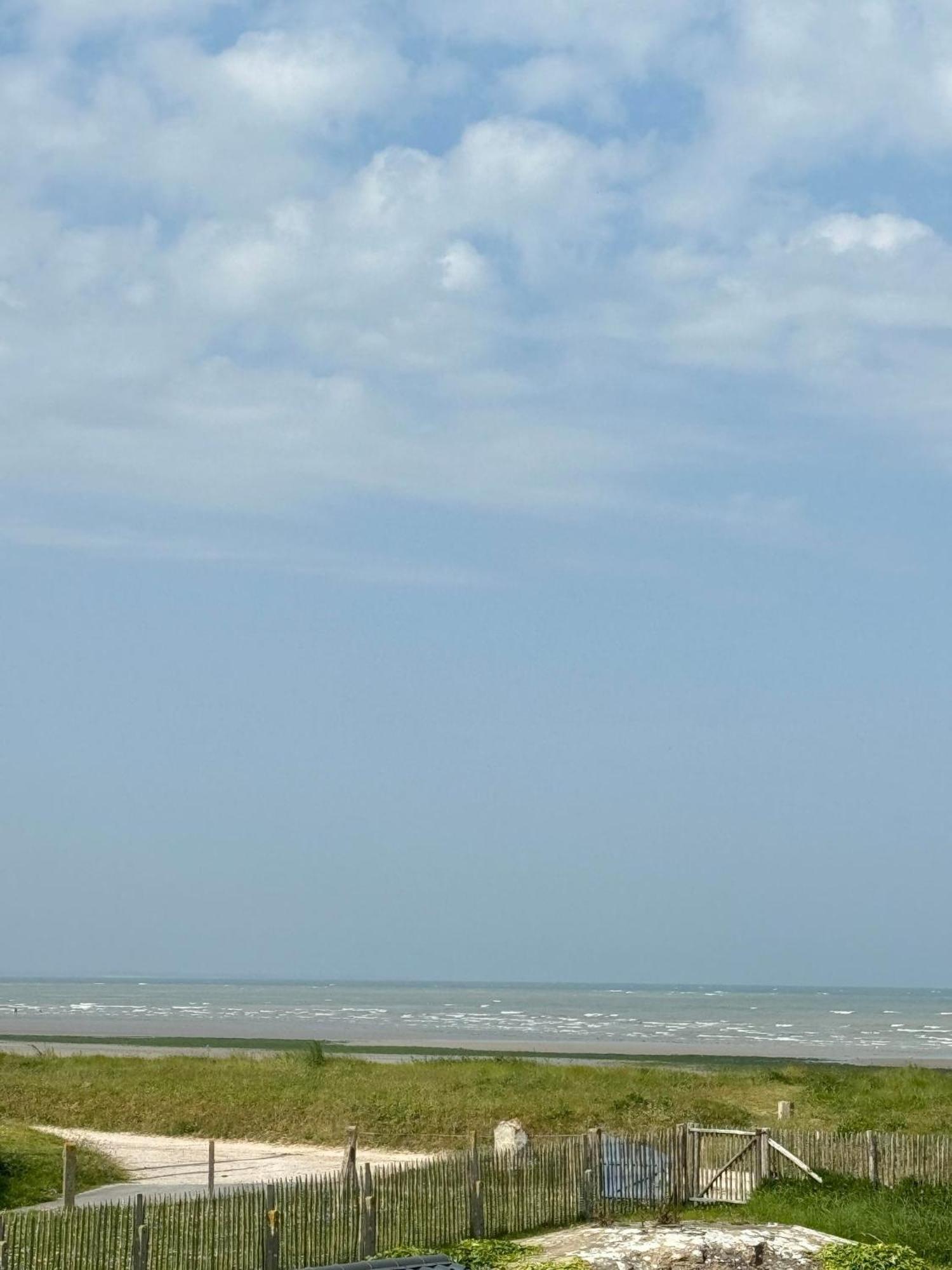 Вілла Face Aux Isles Saint-Marcouf Екстер'єр фото